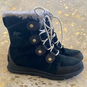 Sorel Explorer Joan Boots, black, size 8 GREAT condition